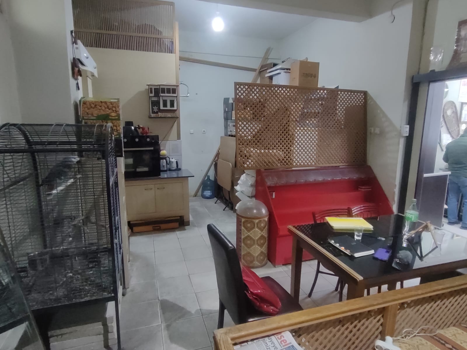 Cadde üzerinde cirosu yüksek dükkan